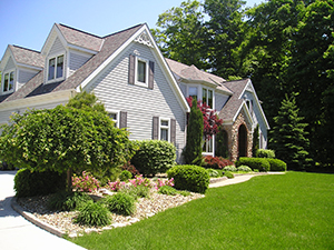 Landscapers and Lawncare Services in Haleyville, AL